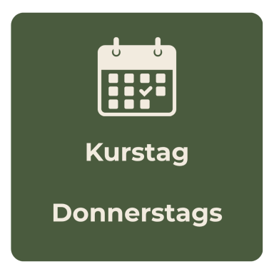 Symbol eines Kalenders mit dem Text „Kurstag Donnerstags“ darauf.